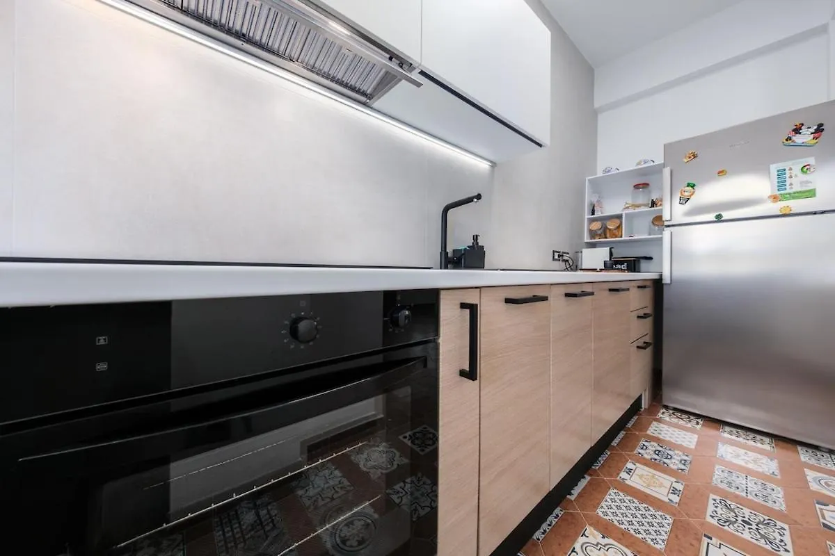 Holiday Home Il Piparello Rometta Marea